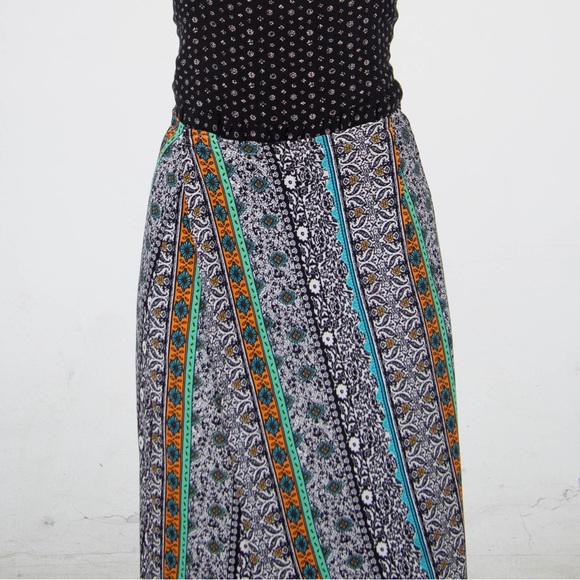 Handmade wrap skirt - Picture 2 of 4